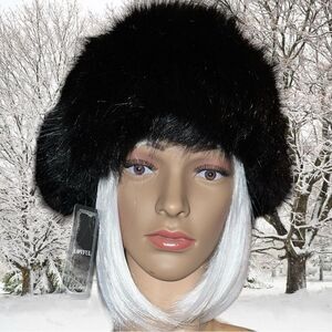 Luvful black faux fur winter hat! New
